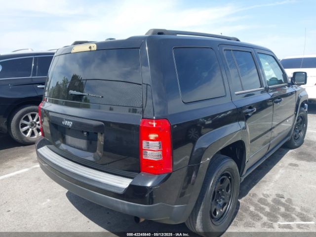 1C4NJPBB8ED886997 Jeep Patriot Sport
