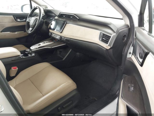 JHMZC5F35JC003567 Honda Clarity Plug-in Hybrid Touring