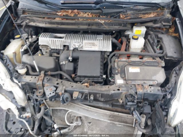 JTDKN3DU5E1754179 Toyota Prius Three