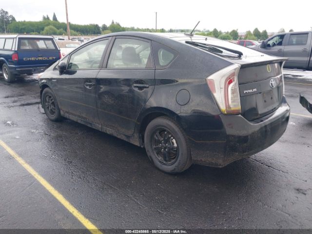 JTDKN3DU5E1754179 Toyota Prius Three
