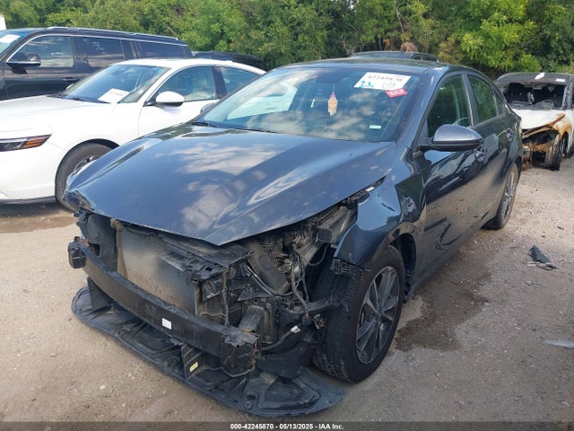 3KPF24AD9PE617069 KIA Forte Lxs