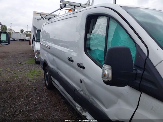 1FTYR1YM0HKB19298 Ford Transit-250