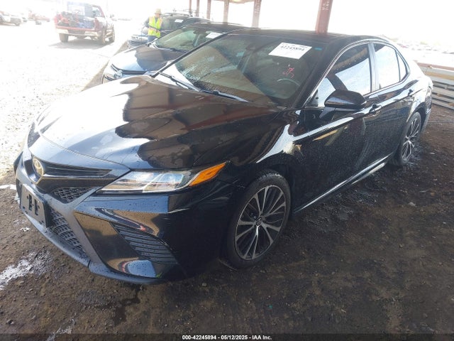 4T1B11HK3JU529787 Toyota CAMRY SE