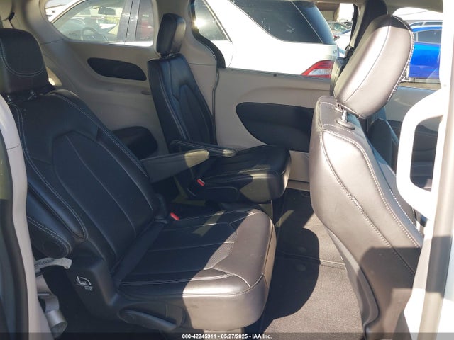 2C4RC1BG9RR132725 Chrysler Pacifica Touring L