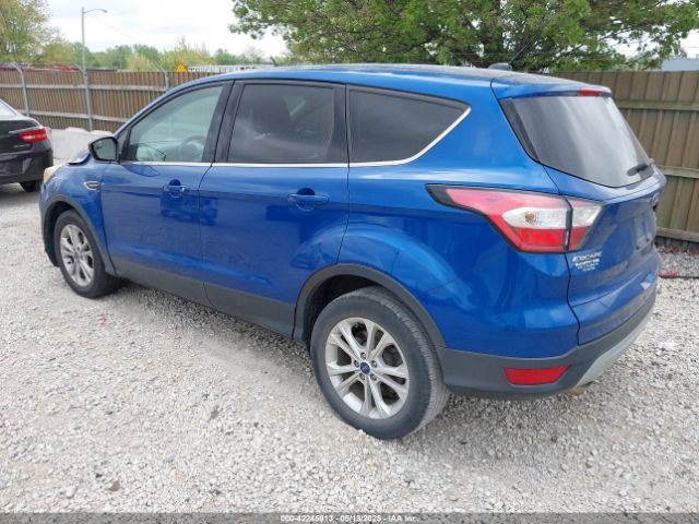 1FMCU0GD7HUD91450 Ford ESCAPE SE