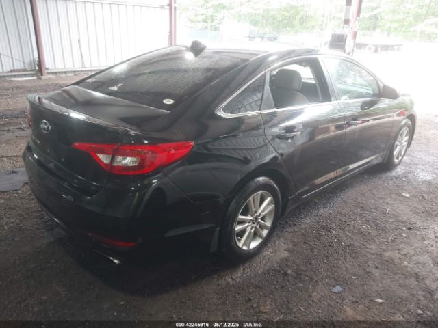 5NPE24AF3FH233165 Hyundai SONATA SE