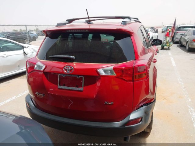 JTMWFREV5FD070208 Toyota Rav4 Xle