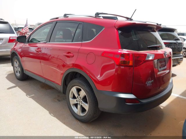 JTMWFREV5FD070208 Toyota Rav4 Xle