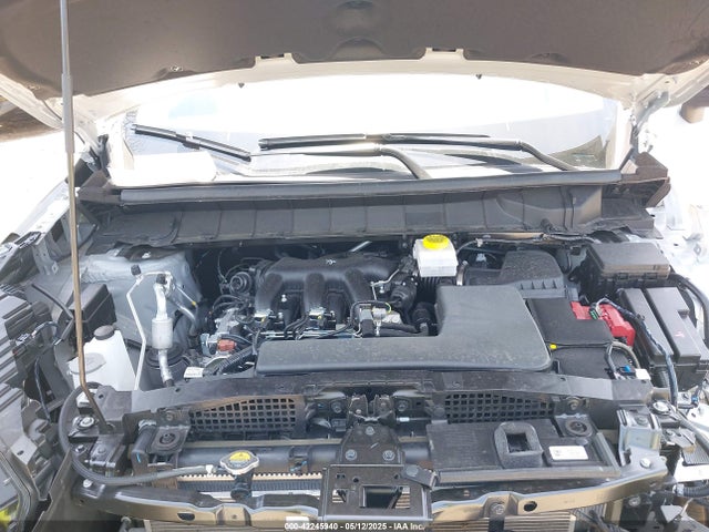 5N1DR3ACXRC251780 Nissan Pathfinder S 4wd