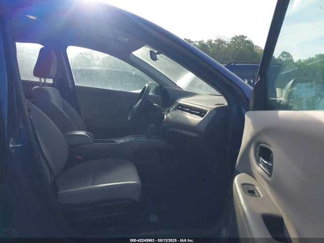 3CZRU6H31HM703560 Honda HR-V LX