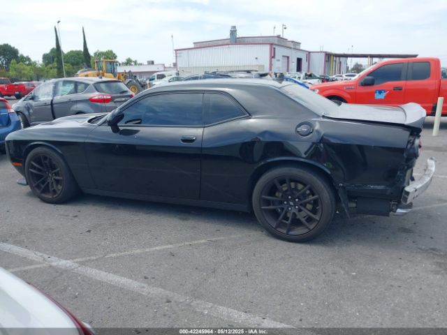 2C3CDZFJ3NH182189 Dodge Challenger R/t Scat Pack