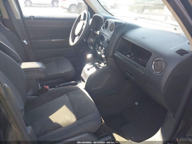 1C4NJRBB9GD741515 Jeep Patriot Sport