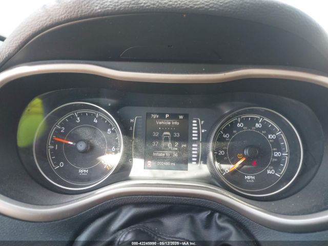 1C4PJMAB5FW533924 Jeep Cherokee Sport