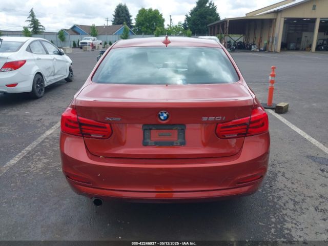 WBA8E5G51JNU45898 BMW 320i