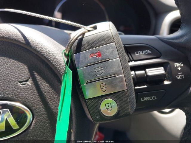 5XYPK4A55GG172734 KIA Sorento 3.3l Sx