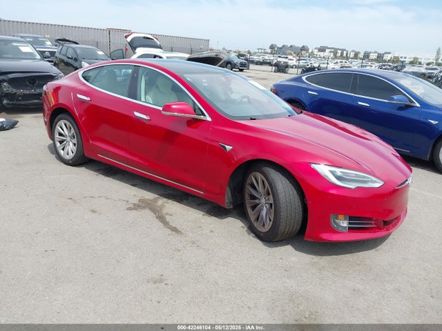 2018 TESLA MODEL S 5YJSA1E29JF273494 Photo 0