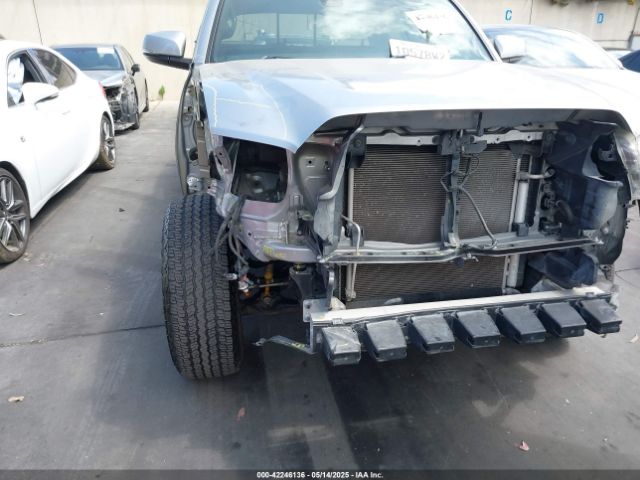 3TMCZ5AN5JM156303 Toyota Tacoma Trd Off Road