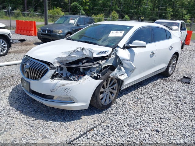 1G4GB5G37FF112138 Buick Lacrosse Leather