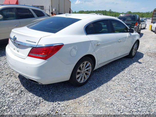 1G4GB5G37FF112138 Buick Lacrosse Leather