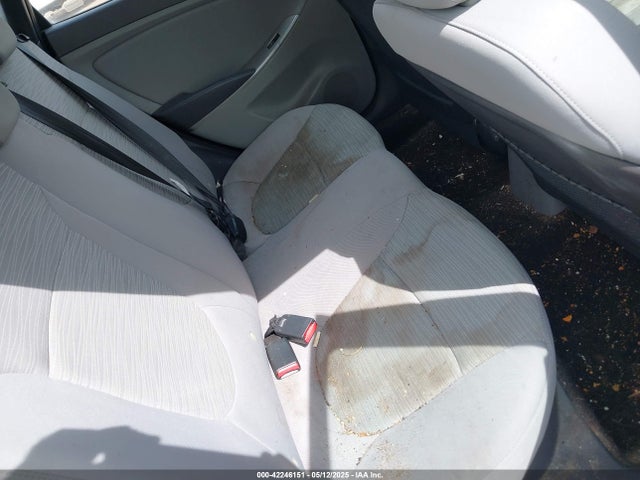 KMHCT5AE6HU359297 Hyundai ACCENT SE