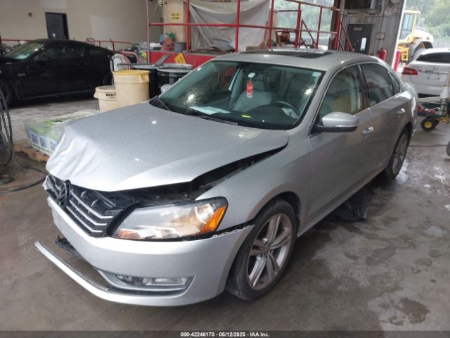 2015 VOLKSWAGEN PASSAT 1VWCT7A30FC117765 Photo 1