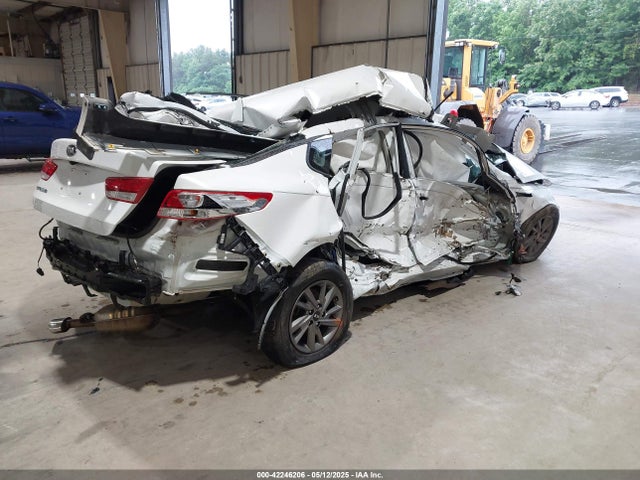 Продаж на аукціоні авто 2020 Kia Optima Lx, vin: 5XXGT4L3XLG451328, номер лоту: 42246206