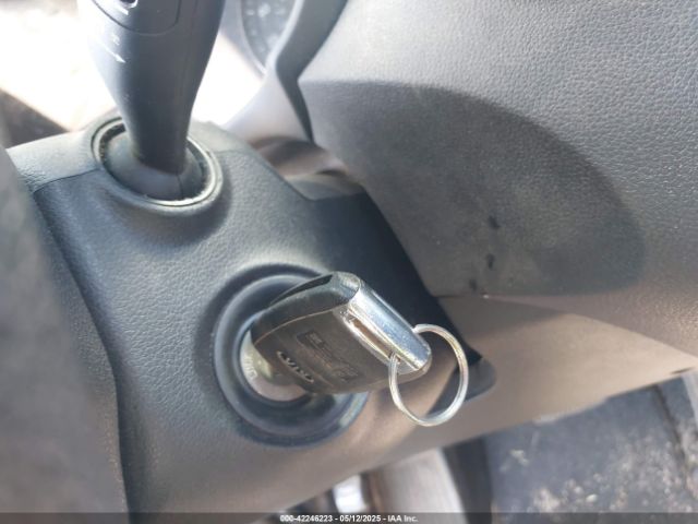 5XYPGDA54HG230349 KIA Sorento 3.3l Lx