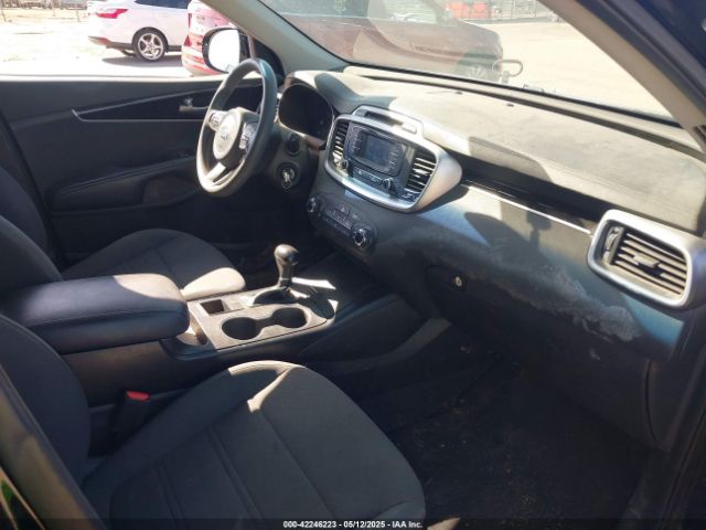 5XYPGDA54HG230349 KIA Sorento 3.3l Lx