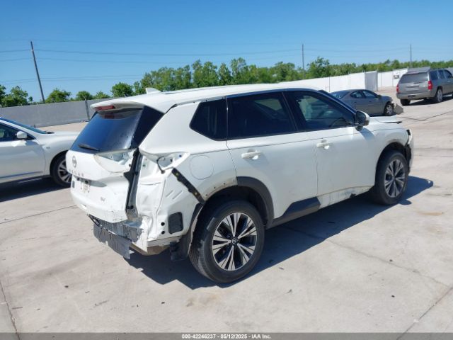 5N1AT3BA7MC787337 Nissan Rogue Sv Fwd
