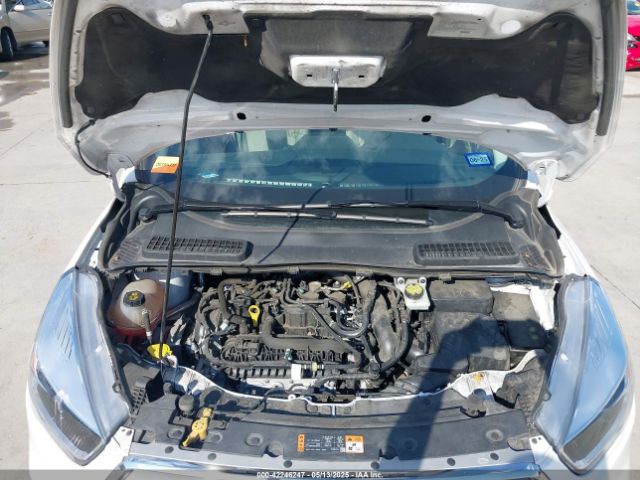 1FMCU0GD2KUA04603 Ford ESCAPE SE