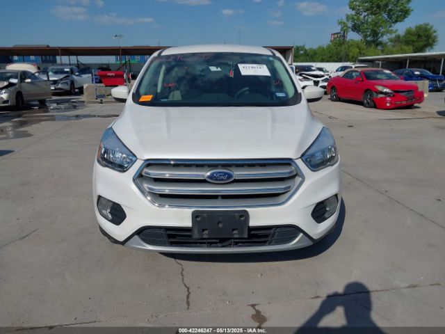 1FMCU0GD2KUA04603 Ford ESCAPE SE