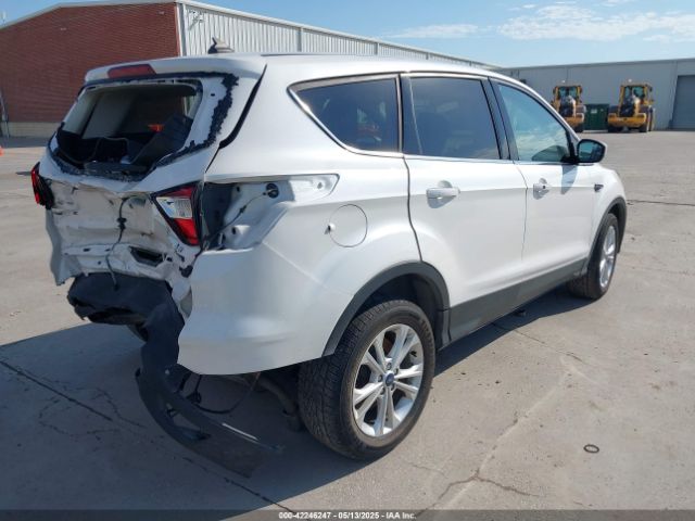1FMCU0GD2KUA04603 Ford ESCAPE SE