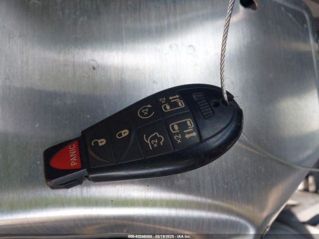 2010 CHRYSLER TOWN & COUNTRY 2A4RR5DX9AR345532 Photo 10