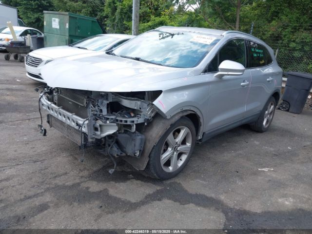 5LMCJ1C97HUL55934 Lincoln Mkc Premiere