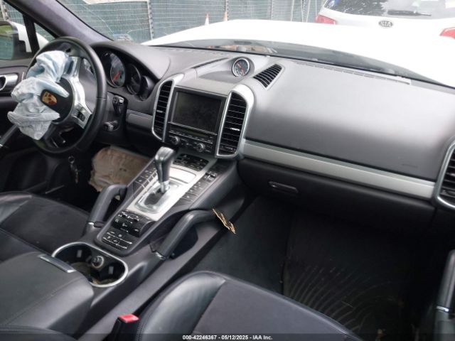 2013 PORSCHE CAYENNE WP1AD2A29DLA74766 Photo 4