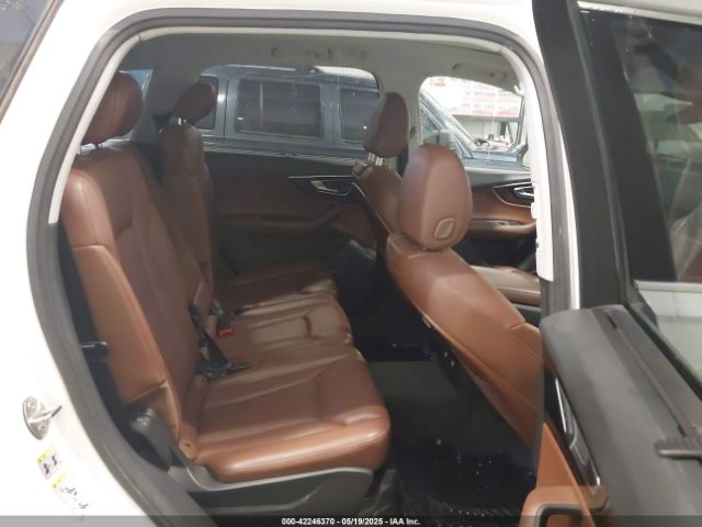 WA1VAAF76JD039452 Audi Q7 3.0t Premium