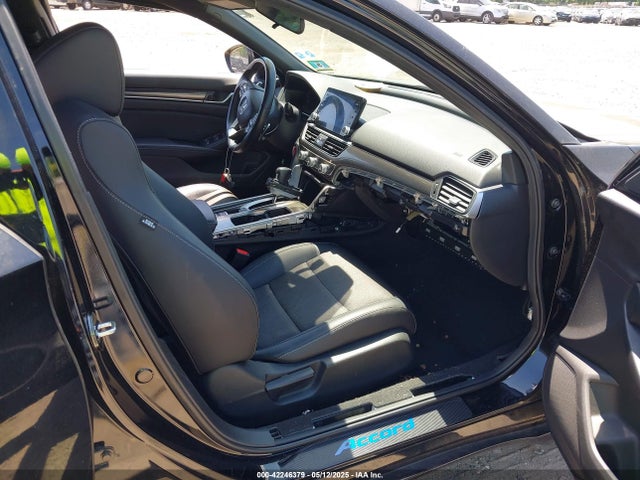 1HGCV1F36JA000944 Honda Accord Sport