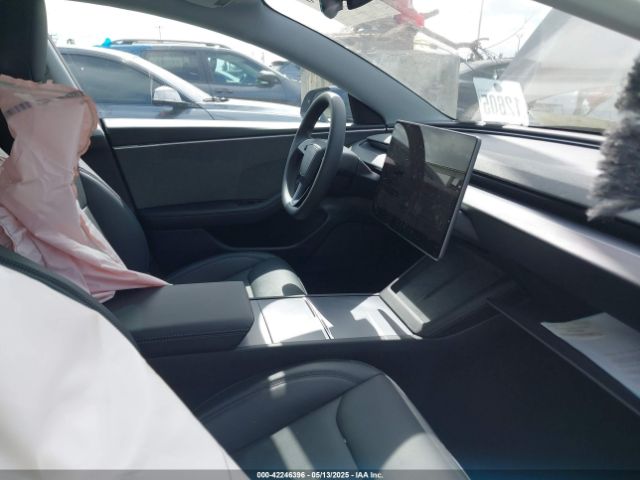 2025 TESLA MODEL 3 5YJ3E1EA9SF904908 Photo 4