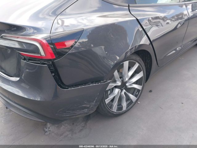 2025 TESLA MODEL 3 5YJ3E1EA9SF904908 Photo 5