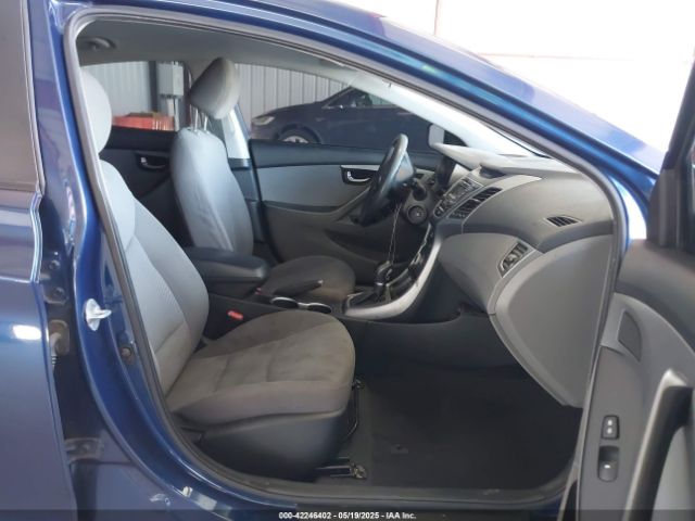 5NPDH4AE4GH714156 Hyundai ELANTRA SE