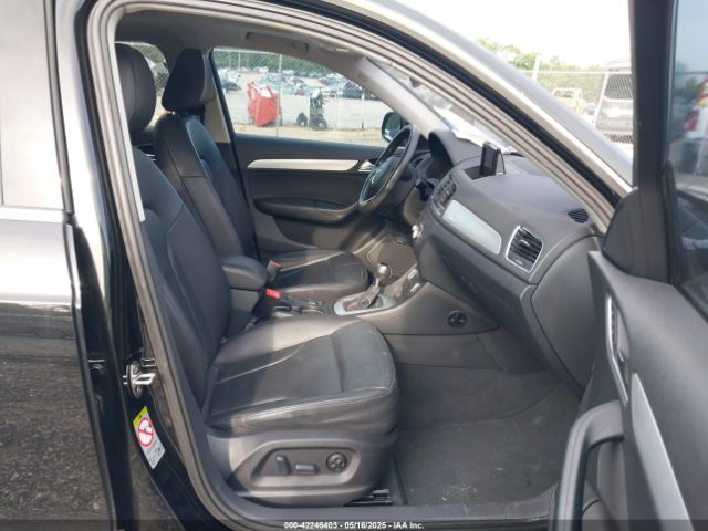 WA1GFCFS5FR000694 Audi Q3 2.0t Premium Plus