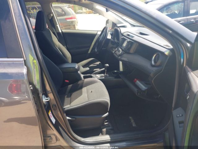 JTMRFREV5GD189147 Toyota Rav4 Xle
