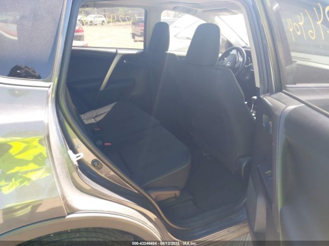 JTMRFREV5GD189147 Toyota Rav4 Xle