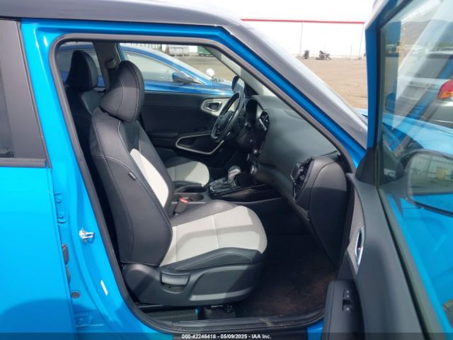 KNDJ53AUXP7192196 KIA Soul Gt-line