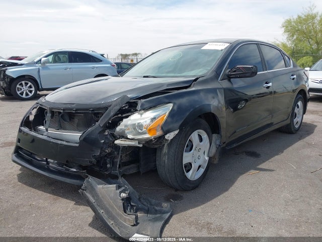 Nissan Altima 2.5 S 2015 1N4AL3AP7FN906236 Image 2