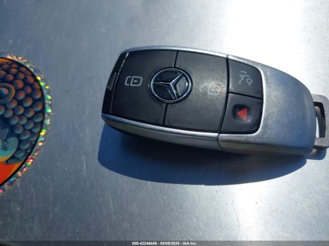 WDDZF4JB4HA078919 Mercedes-Benz E 300
