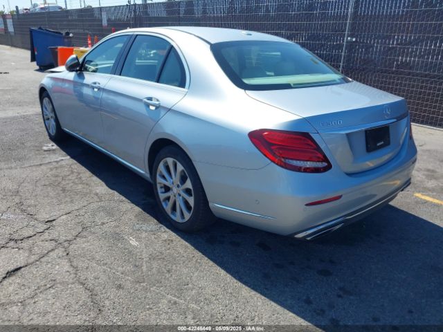 WDDZF4JB4HA078919 Mercedes-Benz E 300