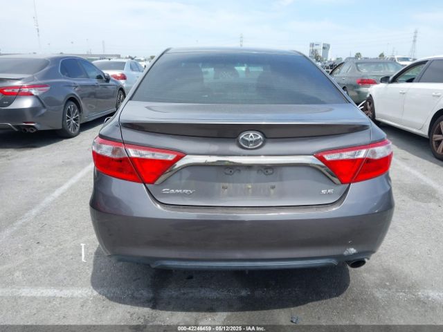 4T1BF1FKXHU335529 Toyota CAMRY SE