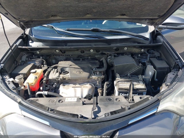 JTMWFREV0HJ120453 Toyota Rav4 Xle