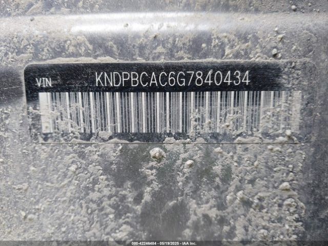 KNDPBCAC6G7840434 KIA Sportage Lx